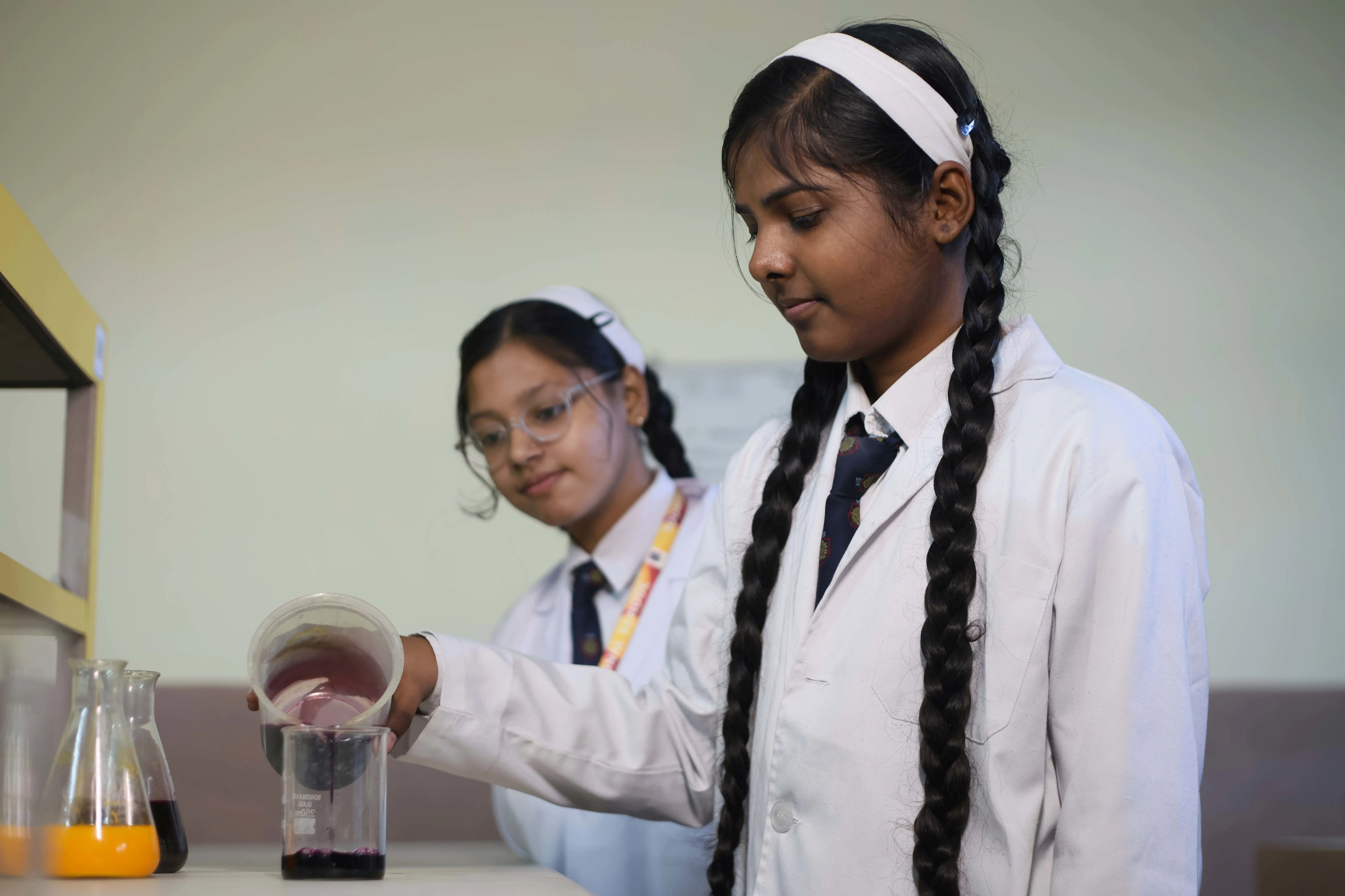 Apollo International School computer and technology laboratory in Dehradun