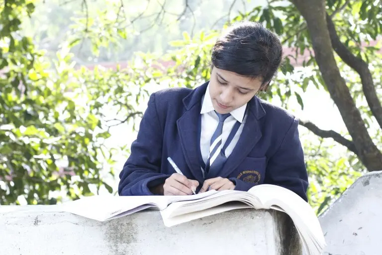 Apollo International School library facilities